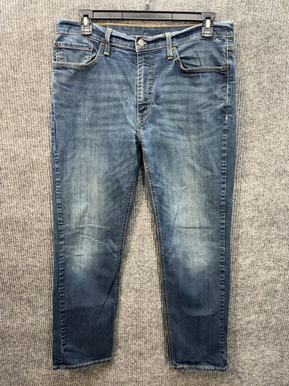 Levis 541 Jeans Mens 36x32 Blue Athletic Taper Fit Stretch Denim Medium Wash